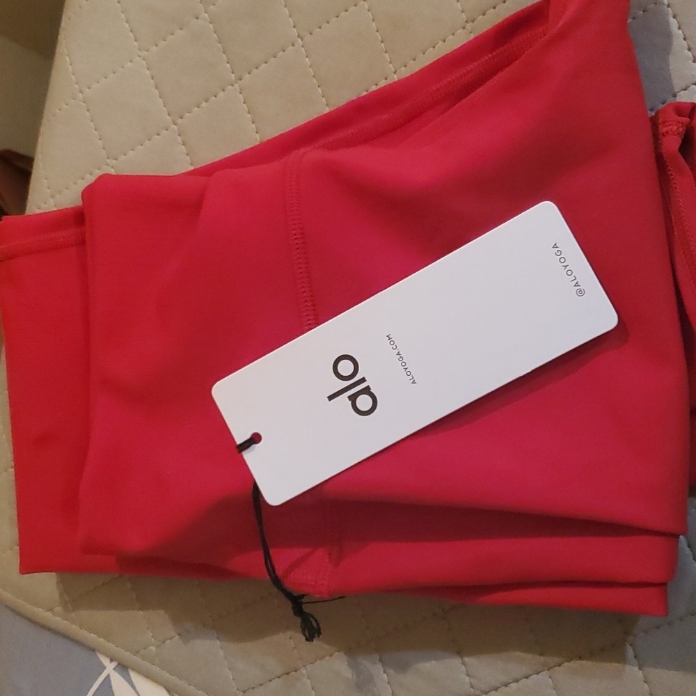 Red Alo yoga 7/8 leggings